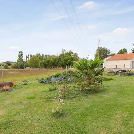 Appartement Accueillant A Mortagne Sur Gironde 45 M² Terrasse Εξωτερικό φωτογραφία