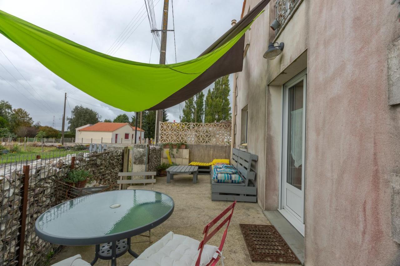 Appartement Accueillant A Mortagne Sur Gironde 45 M² Terrasse Εξωτερικό φωτογραφία